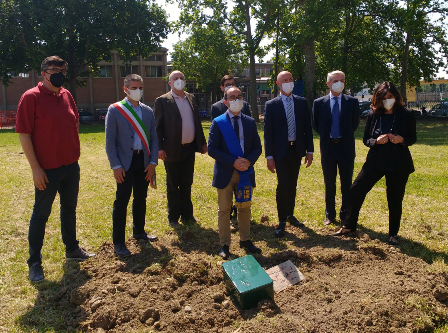 2.Posa_prima_pietra_Palestra_via_Toscanaxweb