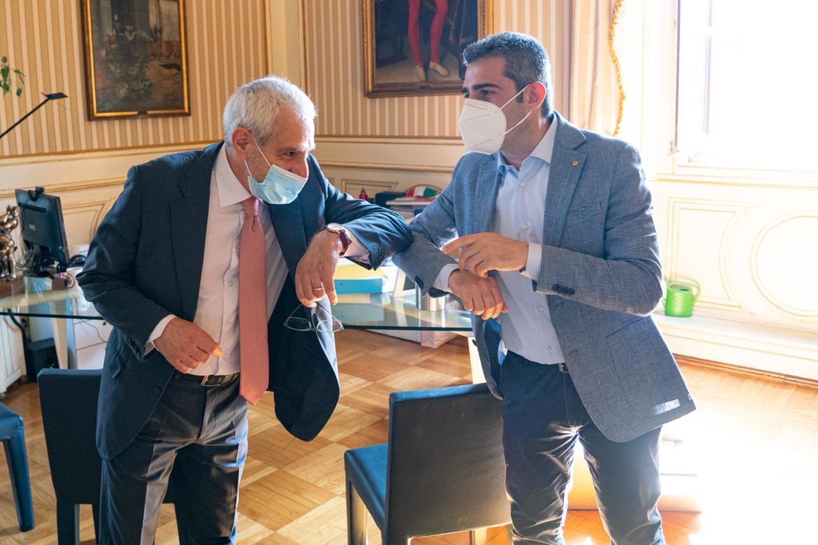 2020-05-26-Pizzarotti-Giunta-nuovo-Prefetto-Garufi-1