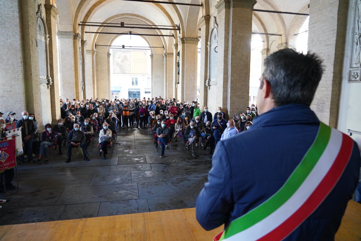 2021-10-16-Pizzarotti-Paci-Seletti-Festa-del-Dono-2