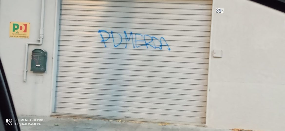 Atto-di-Vandalismo-Circolo-PD-Oltretorrente