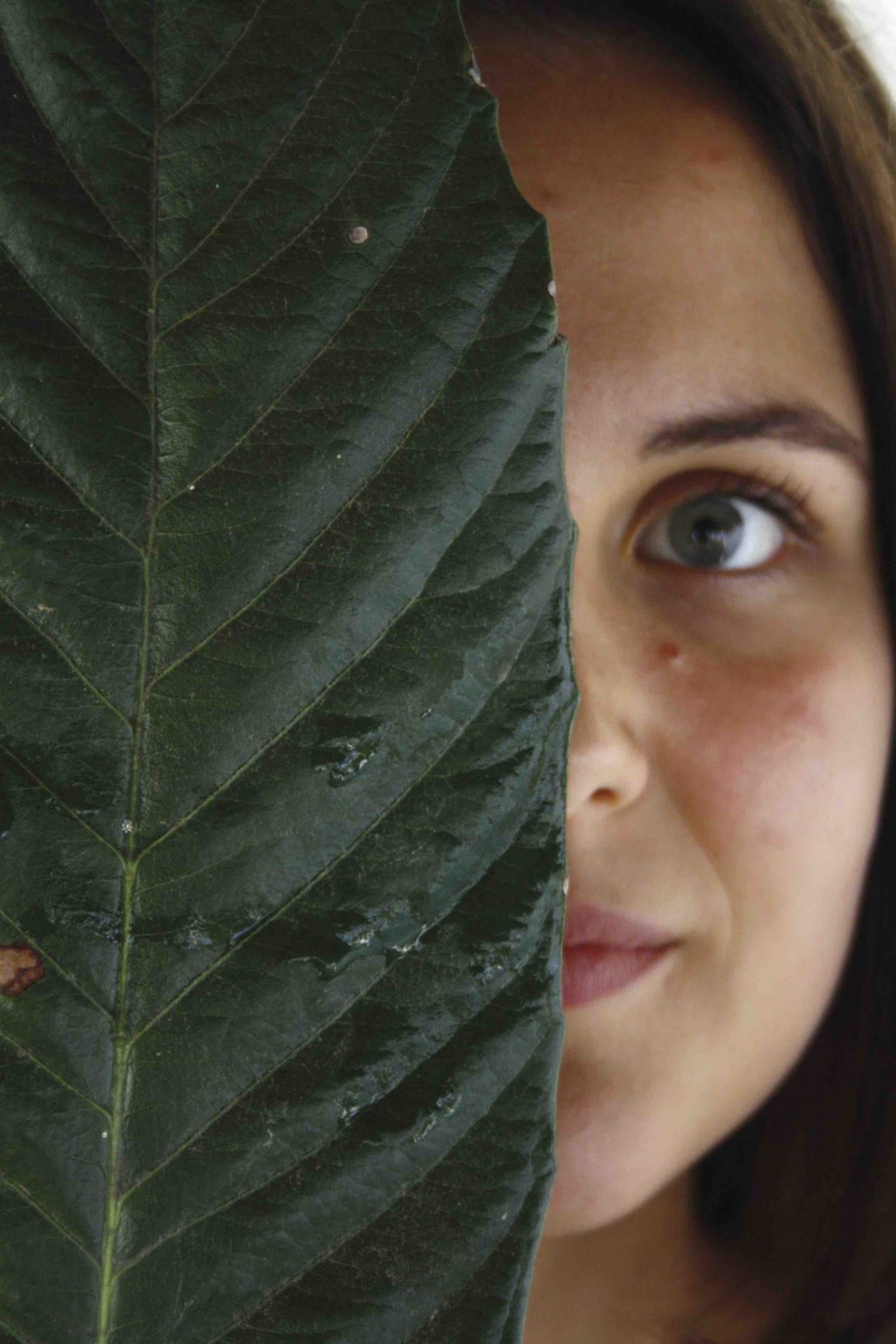 TORRILE-IL-CORPO-DEL-REATO-Mostra-fotografica-di-Caterina-Orzi-in-Comune-a-Torrile-003-Uno-degli-scatti-in-mostra-scaled