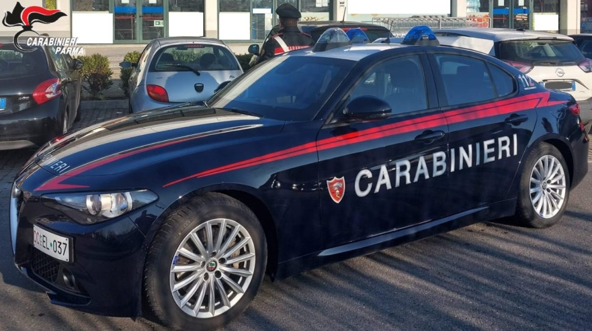 11.02.2024-Fidenza-foto-denuncia-furto-abbigliamento-sportivo