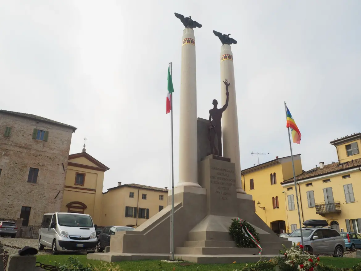 Sala Baganza Monumento ai Caduti Sala Baganza Monumento ai Caduti